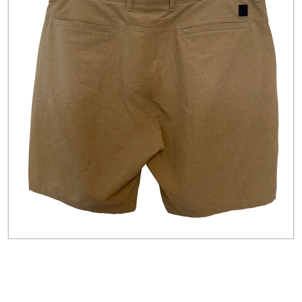 Halsey 44 Sport - Breakaway Sport Short Men’s Size 36 - Picture 2 of 11